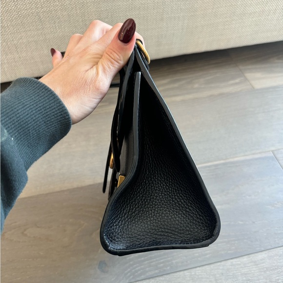 Gucci GG Marmont Top Handle Bag Black Leather Crossbody Gold Hardware - Picture 3 of 11